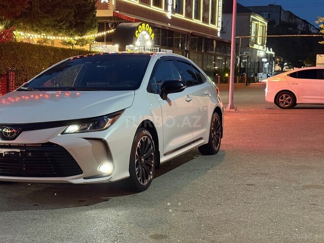 Toyota Corolla 2022, 100,010 km - 1.8 l - Bakı