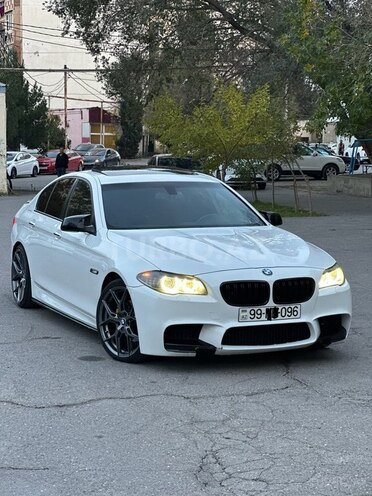 BMW 528 2013, 294,507 km - 2.0 l - Xırdalan