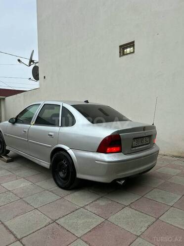 Opel Vectra 2000, 300,000 km - 1.8 l - Bakı