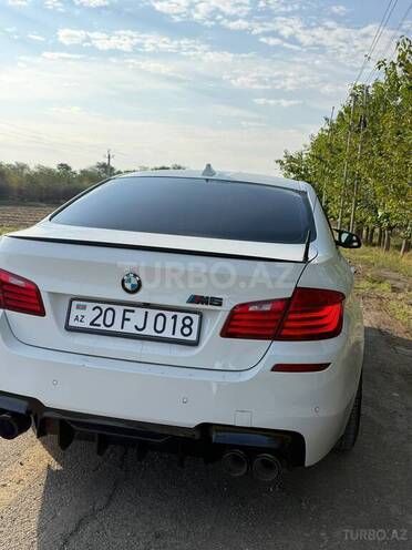 BMW 528 2015, 210,000 km - 2.0 л - Gəncə