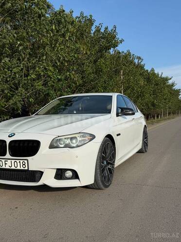 BMW 528 2015, 210,000 km - 2.0 л - Gəncə