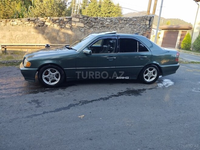 Mercedes C 220 1994, 258,688 km - 2.2 l - Zaqatala