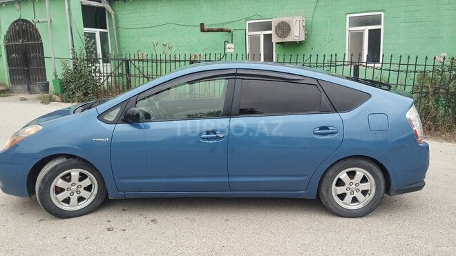 Toyota Prius 2006, 387,000 km - 1.5 l - Quba