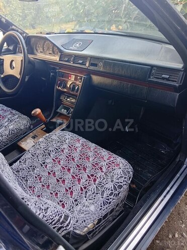 Mercedes 230 E 1990, 646,000 km - 2.3 l - İsmayıllı