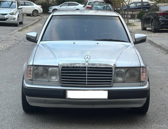 Mercedes 220 E 1993, 346,087 km - 2.2 l - Bakı