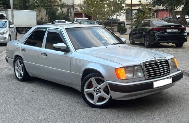Mercedes 220 E 1993, 346,087 km - 2.2 l - Bakı