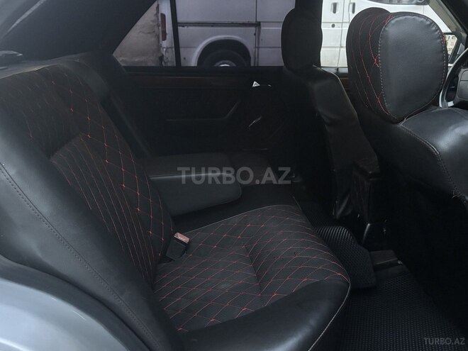 Mercedes 220 E 1993, 346,087 km - 2.2 l - Bakı