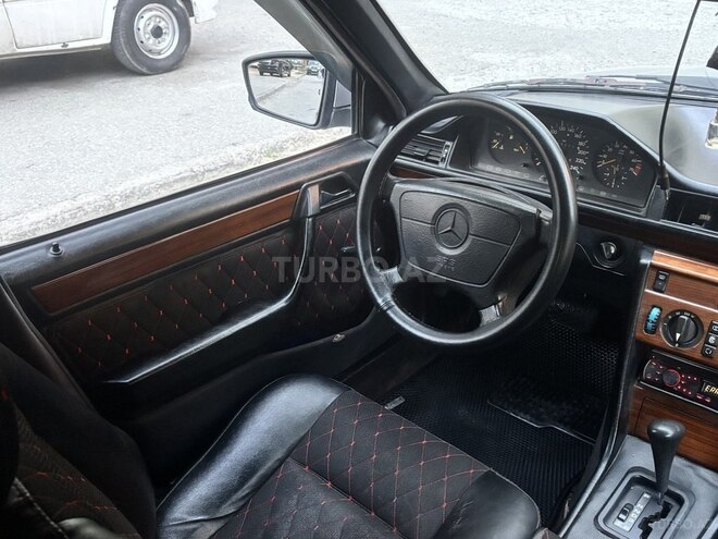Mercedes 220 E 1993, 346,087 km - 2.2 l - Bakı