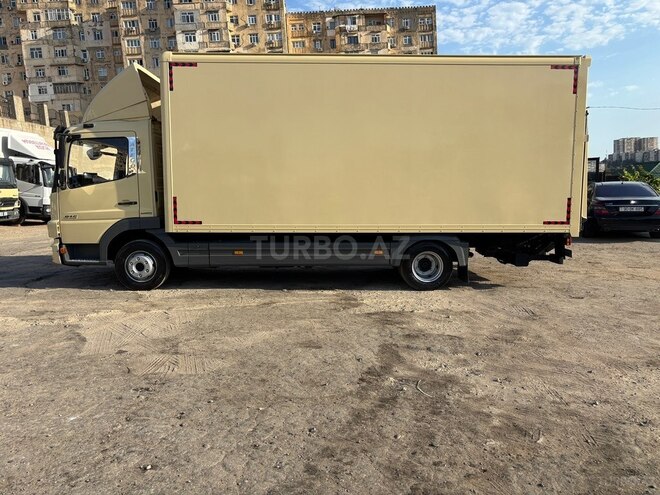 Mercedes Atego 816 2009, 284,358 km - 4.3 l - Bakı