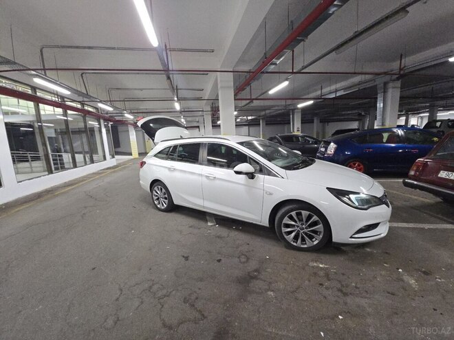 Opel Astra 2018, 189,000 km - 1.6 l - Bakı