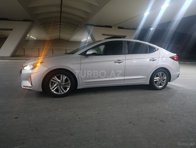 Hyundai Elantra 2018, 165,069 km - 2.0 l - Bakı
