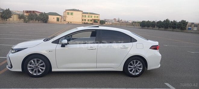 Toyota Corolla 2025, 42,000 km - 1.8 l - Bakı