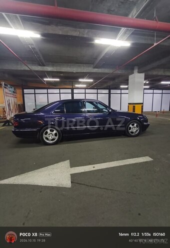 Mercedes E 270 2000, 453,852 km - 2.7 l - Gəncə
