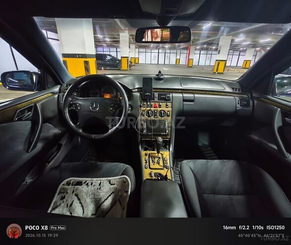 Mercedes E 270 2000, 453,852 km - 2.7 l - Gəncə