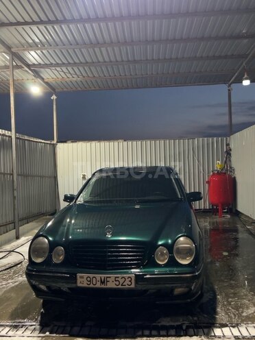 Mercedes E 240 2001, 393,845 km - 2.6 l - Bakı