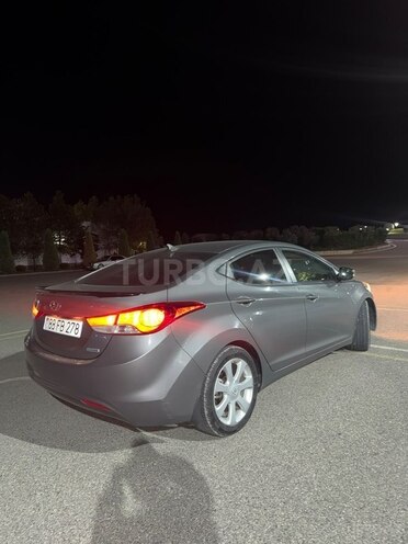 Hyundai Elantra 2015, 260,714 km - 1.8 l - Kürdəmir
