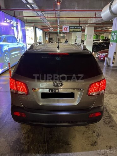 Kia Sorento 2010, 225,000 km - 2.2 л - Bakı