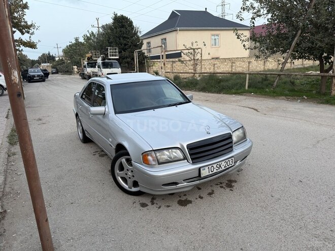 Mercedes C 220 1997, 298,000 km - 2.2 л - Bakı