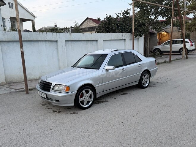 Mercedes C 220 1997, 298,000 km - 2.2 л - Bakı