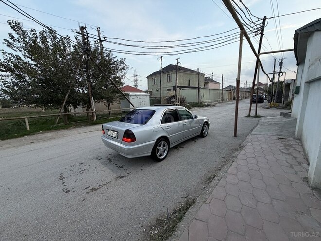 Mercedes C 220 1997, 298,000 km - 2.2 л - Bakı