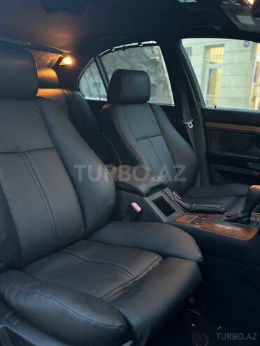 BMW 525 2002, 285,000 km - 2.5 l - Bakı