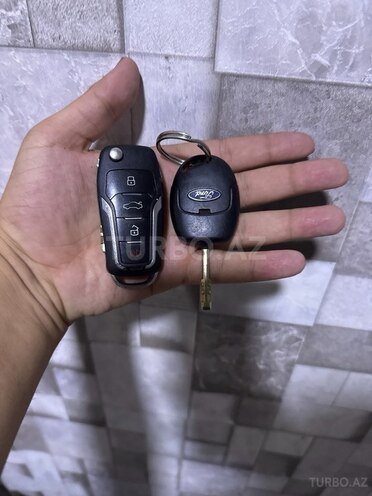 Ford Transit Connect 2012, 140,000 km - 1.8 л - Bakı