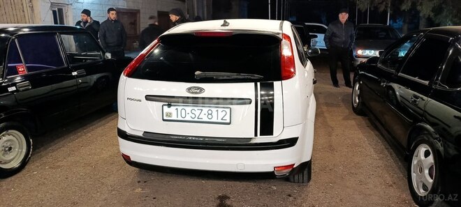 Ford Focus 2006, 274,000 km - 1.6 l - Qazax