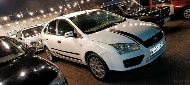 Ford Focus 2006, 274,000 km - 1.6 l - Qazax