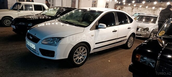 Ford Focus 2006, 274,000 km - 1.6 l - Qazax