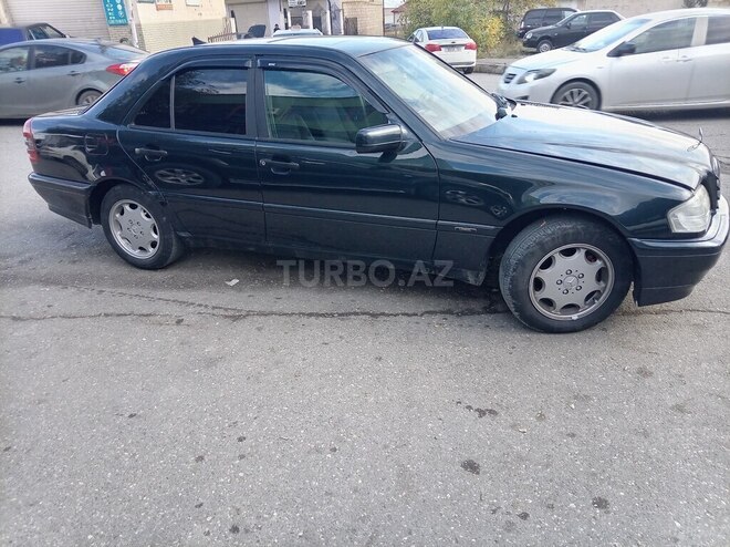 Mercedes C 220 1995, 437,000 km - 2.2 л - Quba