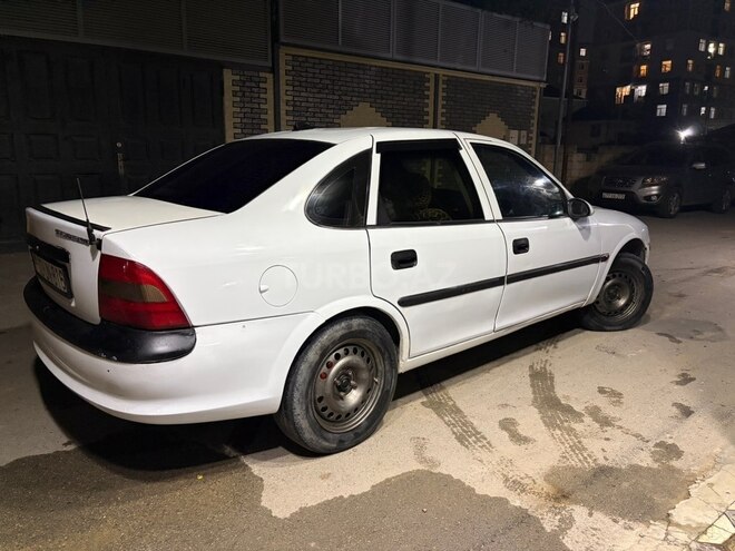 Opel Vectra 1998, 150,000 km - 1.8 l - Bakı