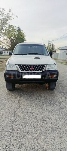 Mitsubishi L200 2006, 490,000 km - 2.5 l - Füzuli