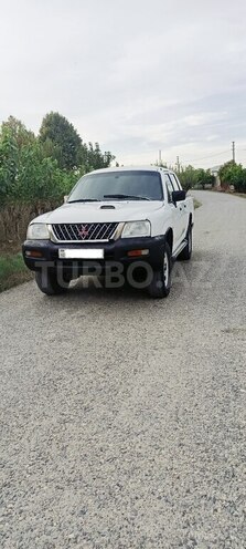 Mitsubishi L200 2006, 490,000 km - 2.5 l - Füzuli