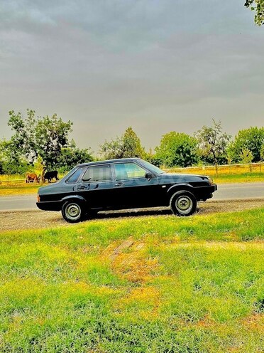 LADA (VAZ) 21099 2001, 300,000 km - 1.5 l - Quba