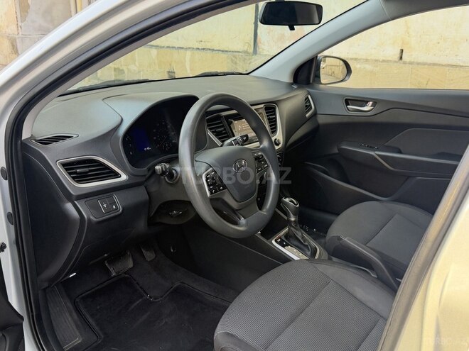 Hyundai Accent 2019, 97,555 km - 1.6 l - Bakı