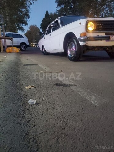 GAZ 24 1983, 426,000 km - 2.5 l - Gəncə