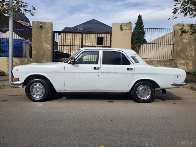 GAZ 24 1983, 426,000 km - 2.5 l - Gəncə