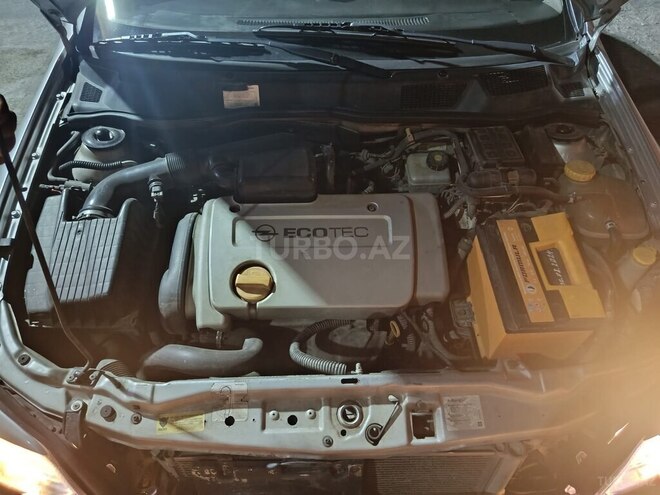 Opel Astra 2001, 279,000 km - 1.6 l - Qusar