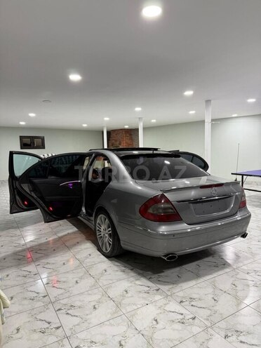 Mercedes E 220 2008, 230,000 km - 2.2 л - Astara