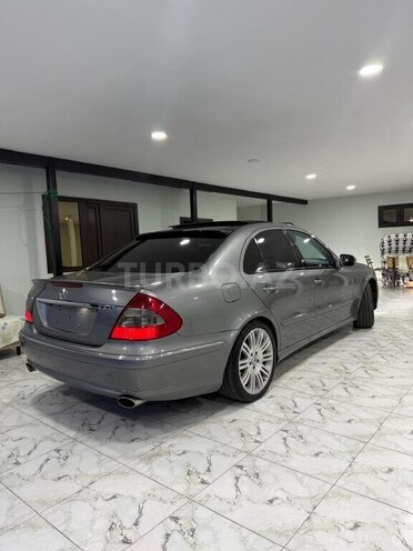 Mercedes E 220 2008, 230,000 km - 2.2 л - Astara