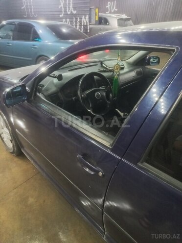 Volkswagen Golf 2000, 222,220 km - 1.4 л - Bərdə