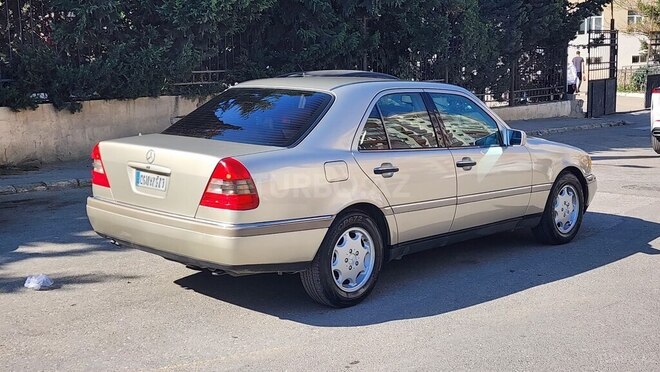 Mercedes C 220 1996, 400,727 km - 2.2 l - Bakı