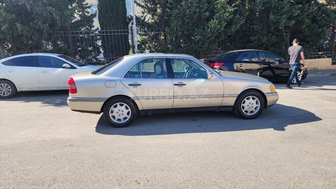 Mercedes C 220 1996, 400,727 km - 2.2 l - Bakı
