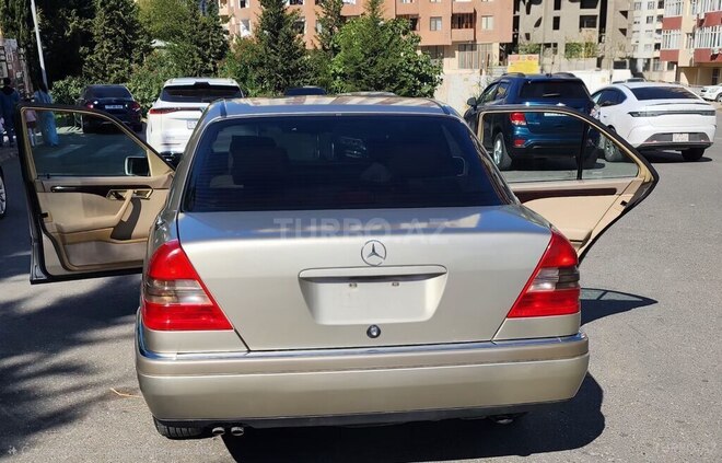 Mercedes C 220 1996, 400,727 km - 2.2 l - Bakı