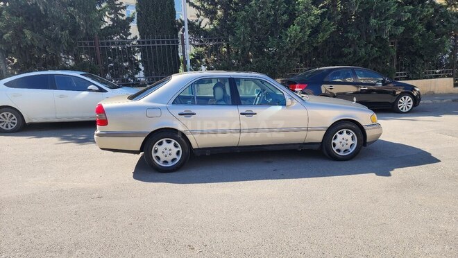 Mercedes C 220 1996, 400,727 km - 2.2 l - Bakı