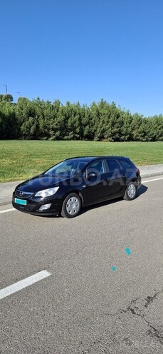 Opel Astra 2011, 222,000 km - 1.4 l - Bakı