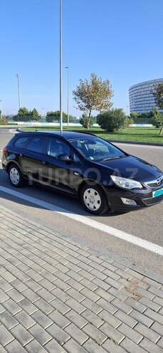 Opel Astra 2011, 222,000 km - 1.4 l - Bakı