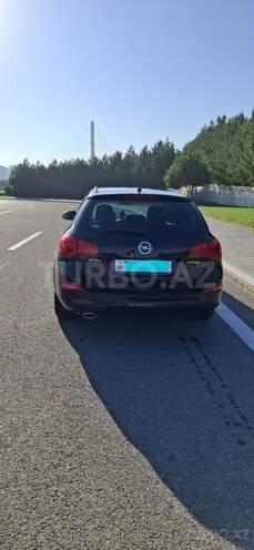 Opel Astra 2011, 222,000 km - 1.4 l - Bakı