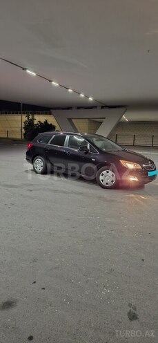 Opel Astra 2011, 222,000 km - 1.4 l - Bakı
