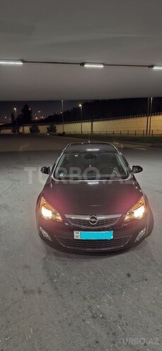 Opel Astra 2011, 222,000 km - 1.4 l - Bakı